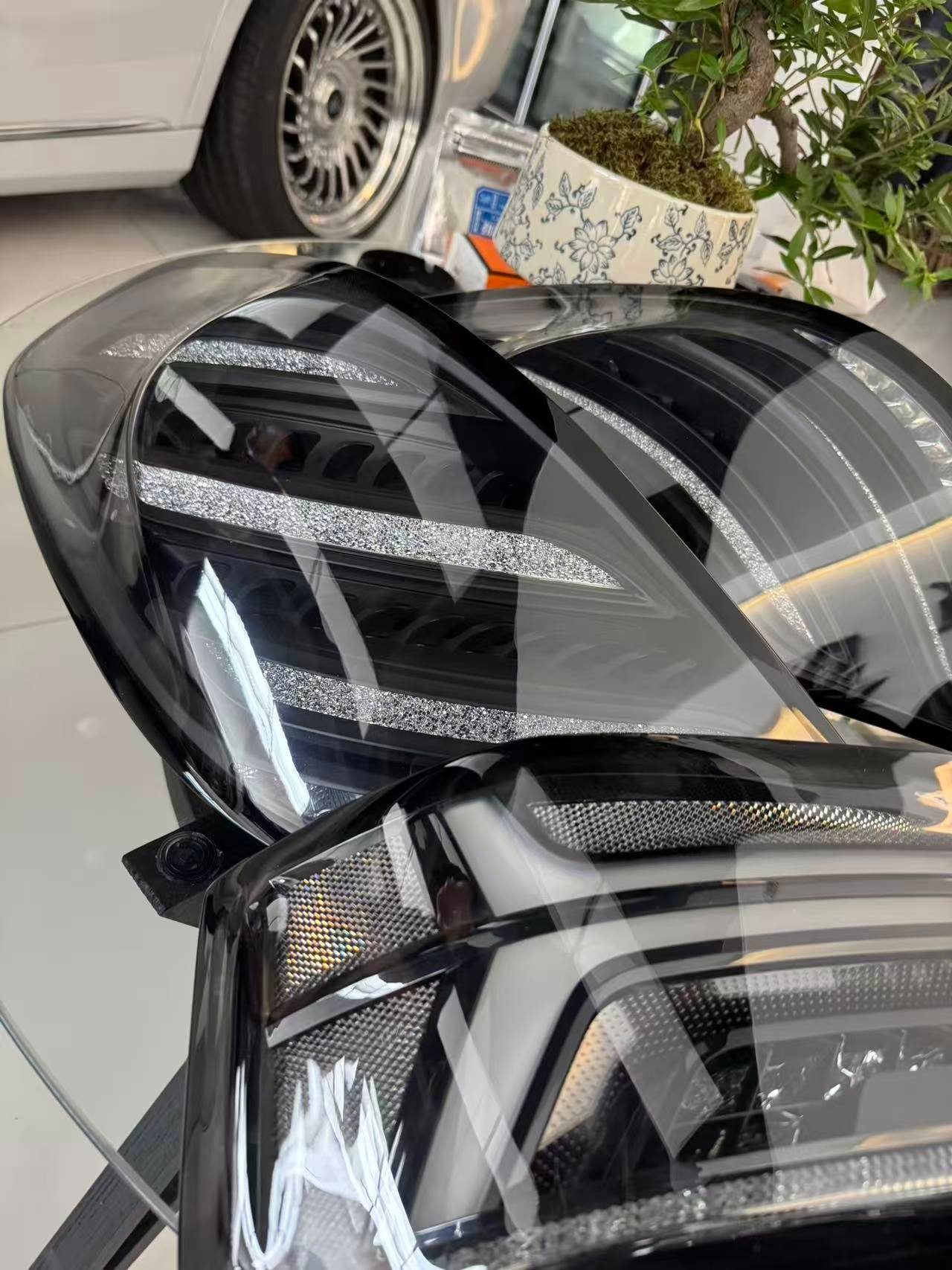 Full Range Mercedes S-Class Custom Modified Clear Taillight Assembly - view 5