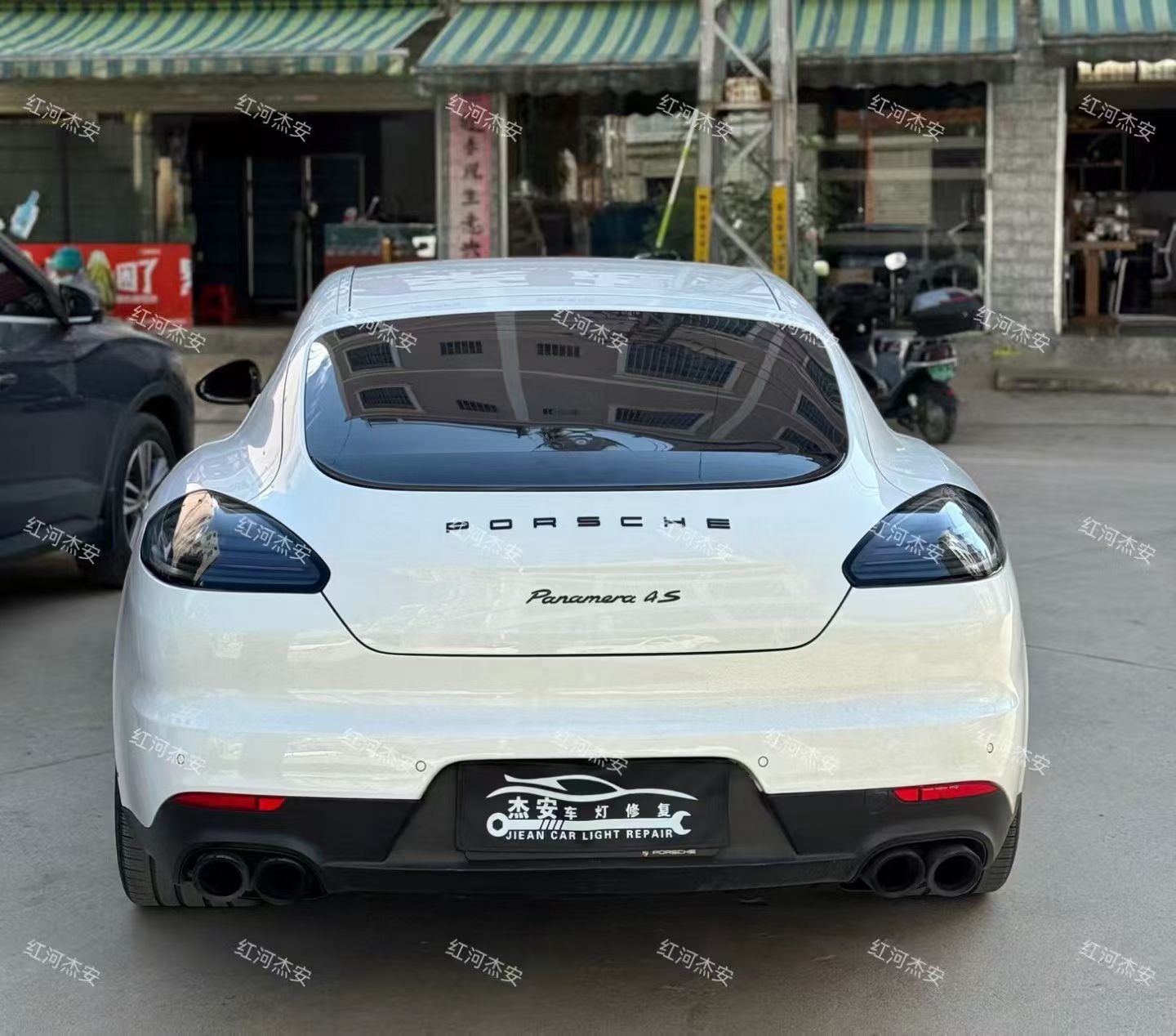 Custom Clear Taillight Assembly for Porsche Panamera - view 5